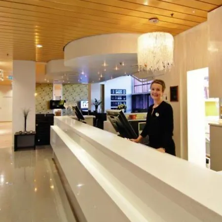 Ξενοδοχείο Arcticus 4*